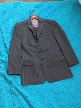 Perry Ellis Portfolio Wool Pinstripe Suit 39R/W32